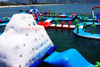 El juego flotante adulto Aqua Fun Inflatable Water Parks explota la carrera de obstáculos del agua