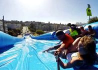Tobogán acuático inflable modificado para requisitos particulares de los 300m, juego azul del agua del verano de la rampa natural