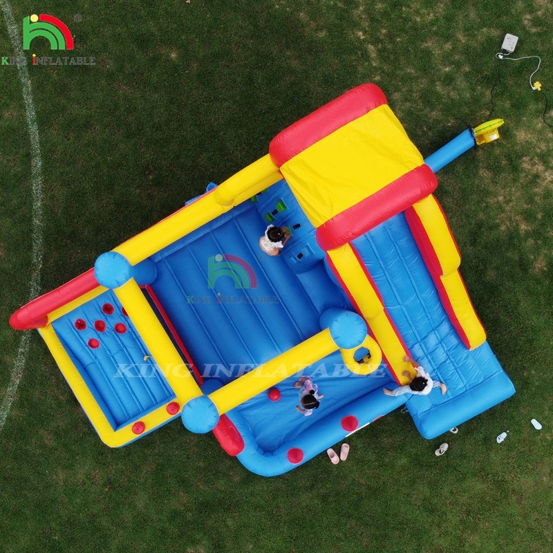 Curso de obstáculos inflables Casa de rebote Castillo con toboganes Área de rebote y obstáculos Escalada con soplador