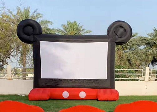 pantalla inflable al aire libre de alquiler comercial de la película del PVC de 0,45 milímetros para el disfrute de la familia