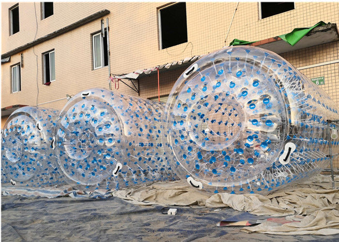 bola humana inflable del hámster del tamaño de la bola de rodillo del agua de los 2.4m con la red de seguridad